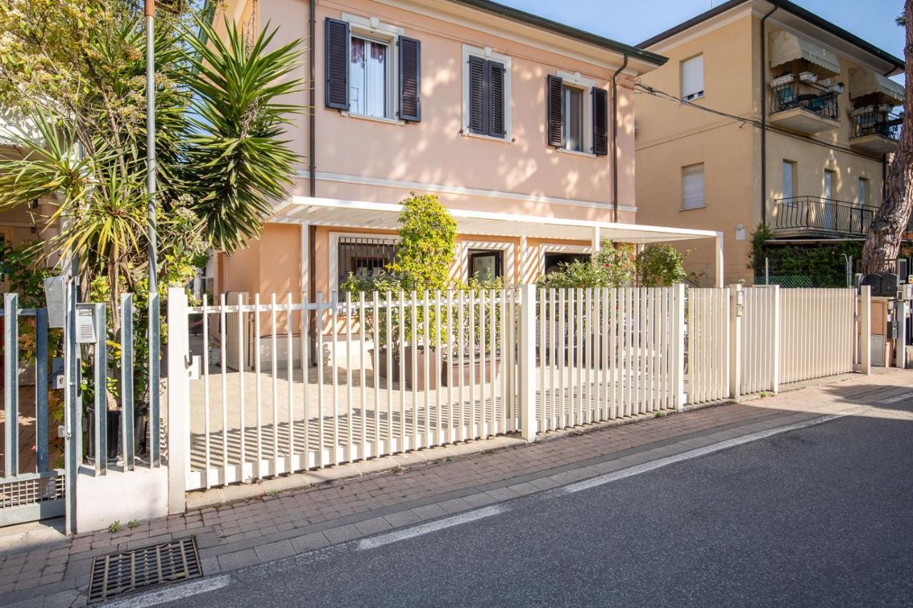 Romantico Open Space A 3Min Dalla Spiaggia - Homeunity Rimini Exterior foto
